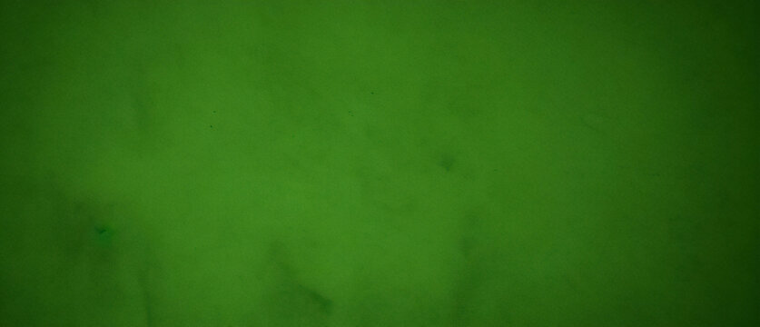 Fundo verde escuro ou textura com tinta spray. fundo verde grunge e fundos abstratos de textura de material verde escuro.