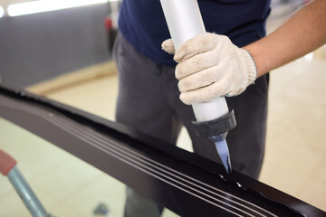 Installing windshield on a car with automotive design