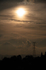 Fototapeta premium ATARDECER EN LA MONTAÑA