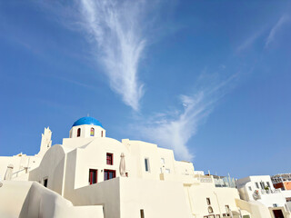 Fototapeta premium Panoramic view of Santorini, Cyclades Island, Greece. Beatuiful Oia village.