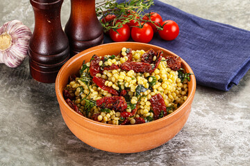 Vegetarian Pasta ptitim with vegetables