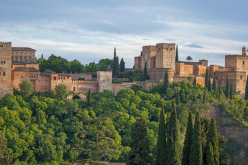 Obraz premium Portion of palace and fortress complex located in Granada, Andalusia, Spain