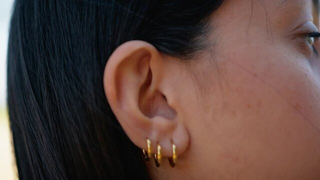 Earrings As A Simbol Of Elegance 