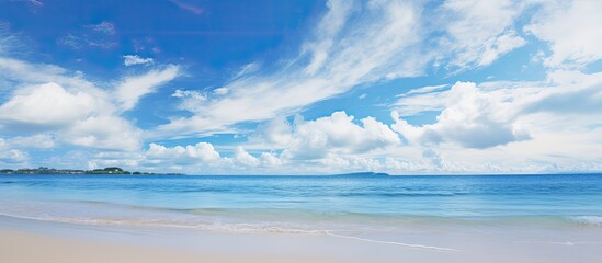 Obraz premium Gorgeous sky over White Beach, perfect as a copy space image.