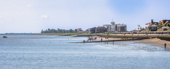 Panorama vom Südstrand in Wilhelmshaven Blick von der Flutmole
