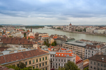 Fototapeta premium Cityscape in panorama Buda and pest in Budapest