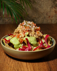 nachos with chicken and vegetables