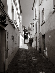 A narrow cobble street in Paris