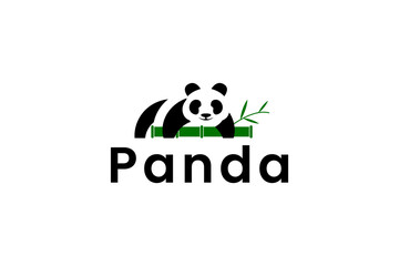 panda logo vector icon illustration © Dyn Studio
