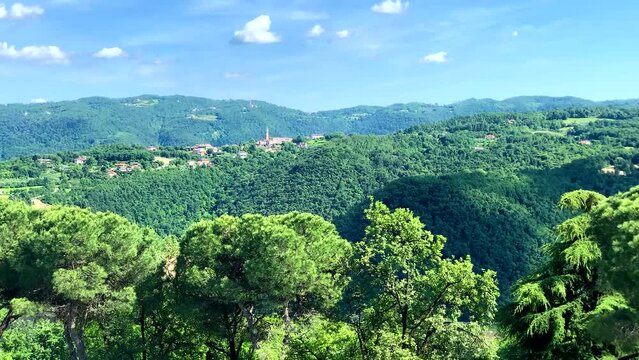 Veduta aerea dei colli vicentini, Italia