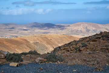 Vulkanlandschaft der kanarischen Insel Fuerteventura
