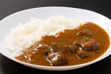 牛タンカレー