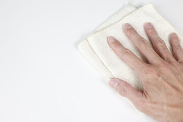 拭き掃除をするイメージ