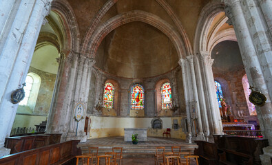 Obraz premium Choir of the church of Our Lady of the Assumption in Château-Landon, a rural village of the Gâtinais in Seine et Marne, Paris Region, France