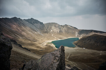 Fototapeta premium Nevado de Toluca desde las alturas de una cumbre. 