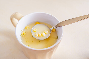 インスタントのコーンスープ