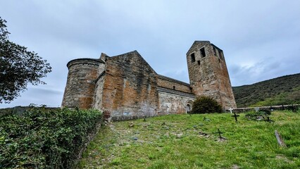 PRIEURE DE SERRABONA - BOULE-D'AMONT (Pyrénées-Orientales)