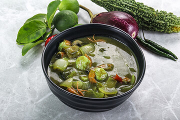 Thai green curry with prawn
