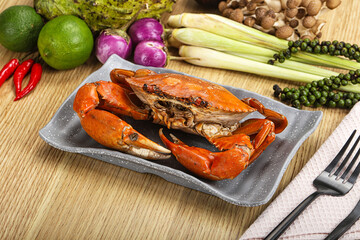 Delicous luxury steamed red crab