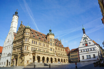 Obraz premium ドイツの小さくてメルヘンチックな町ローテンブルクの旧市庁舎