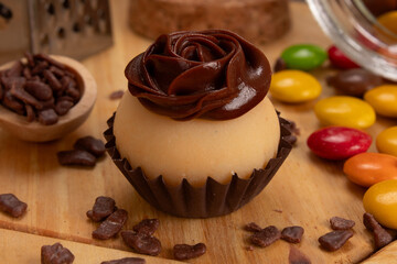 chocolate cake with nuts