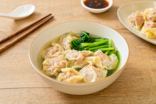 pork wonton soup or pork dumplings soup with vegetable