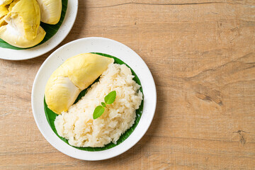Durian sticky rice on plate