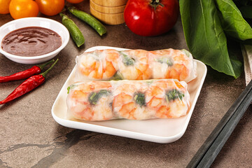Vietnamese spring roll with prawn