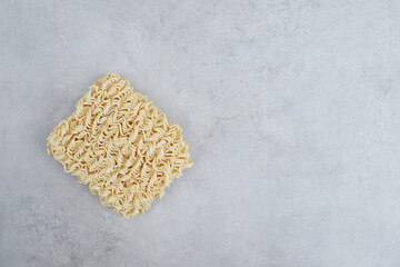 Instant noodles lack nutrients and are high in sodium.