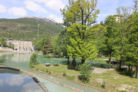 Le parc de la Schappe, parc public, ville de Brian&ccedil;on, d&eacute;partement des Hautes Alpes, France