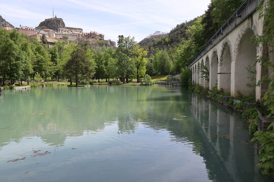Le parc de la Schappe, parc public, ville de Brian&ccedil;on, d&eacute;partement des Hautes Alpes, France