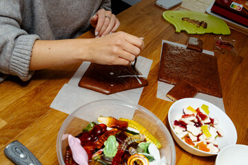 Making the gingerbread house at home