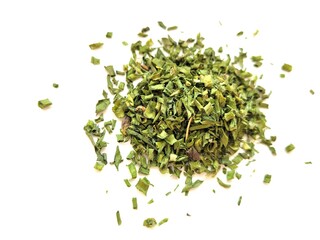 Portion of dried and chopped chives for great taste.