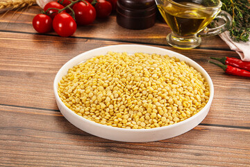 Dry raw wheat pasta - ptitim