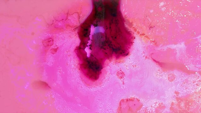 Abstract Liquid Effects in Motion, 4K, 60fps video of abstract liquid effects with vibrant colors and swirling patterns, Acrylic and Ferrofluid. Ideal for creative backgrounds, artistic&nbsp;projects