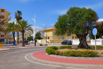 Oliva (Spanien), Strand und Strandpromenade