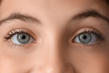 Little girl with green eyes, closeup