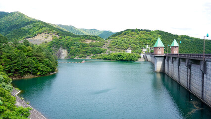 Fototapeta premium 福岡県糟屋郡篠栗町の鳴淵ダム