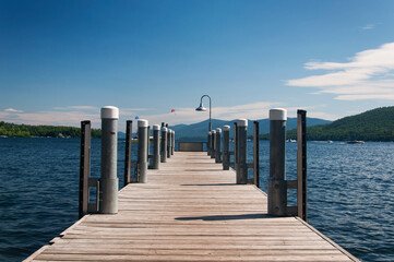 Obraz premium Lake George New York Waterfront Pier