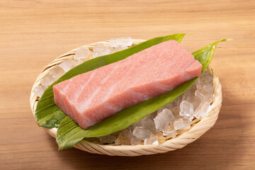 ［宮城県　塩釜産］天然本まぐろ　大トロ（黒マグロ）（北海道　青森県沖太平洋）