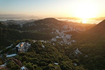 Obraz premium Sunrise over Rio De Janeiro, Brazil
