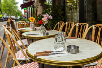 table setting in a restaurant