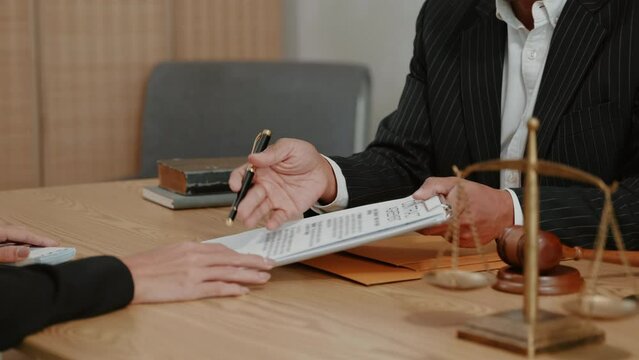 Lawyer Federal agents had been paid cost or receive money bribes and corruption and  illegal from citizen