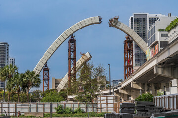 Entre vias y puentes