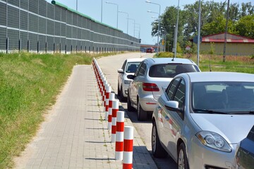 Cones separating the entrance of cars to the pavement