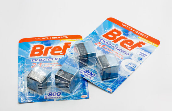 Henkel Bref Duo Cubes toilet block cleaner for toilet bowl.