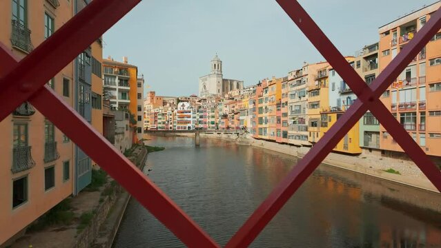 Colourful houses and Gerona Cathedral, Onyar river, Girona, Catalonia, Spain