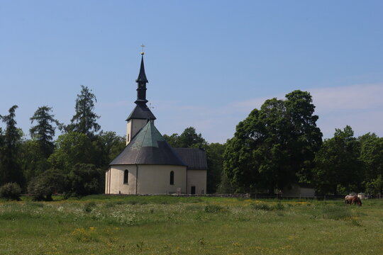 Sweden. Kumlaby Church on the island of Visingsö in Lake Vättern. The church was built in the first half of the 12th century and rebuilt by Count Per Brahe in the 1630s. Gränna in Jönköping County.