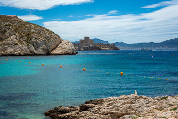 Vue sur le Château d'If au large de Marseille