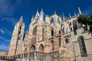 Fototapeta premium Impressive Gothic cathedral in the city of Leon